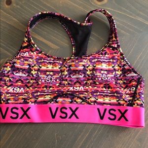 NWOT Victoria’s Secret Sport Multicolor Sports bra